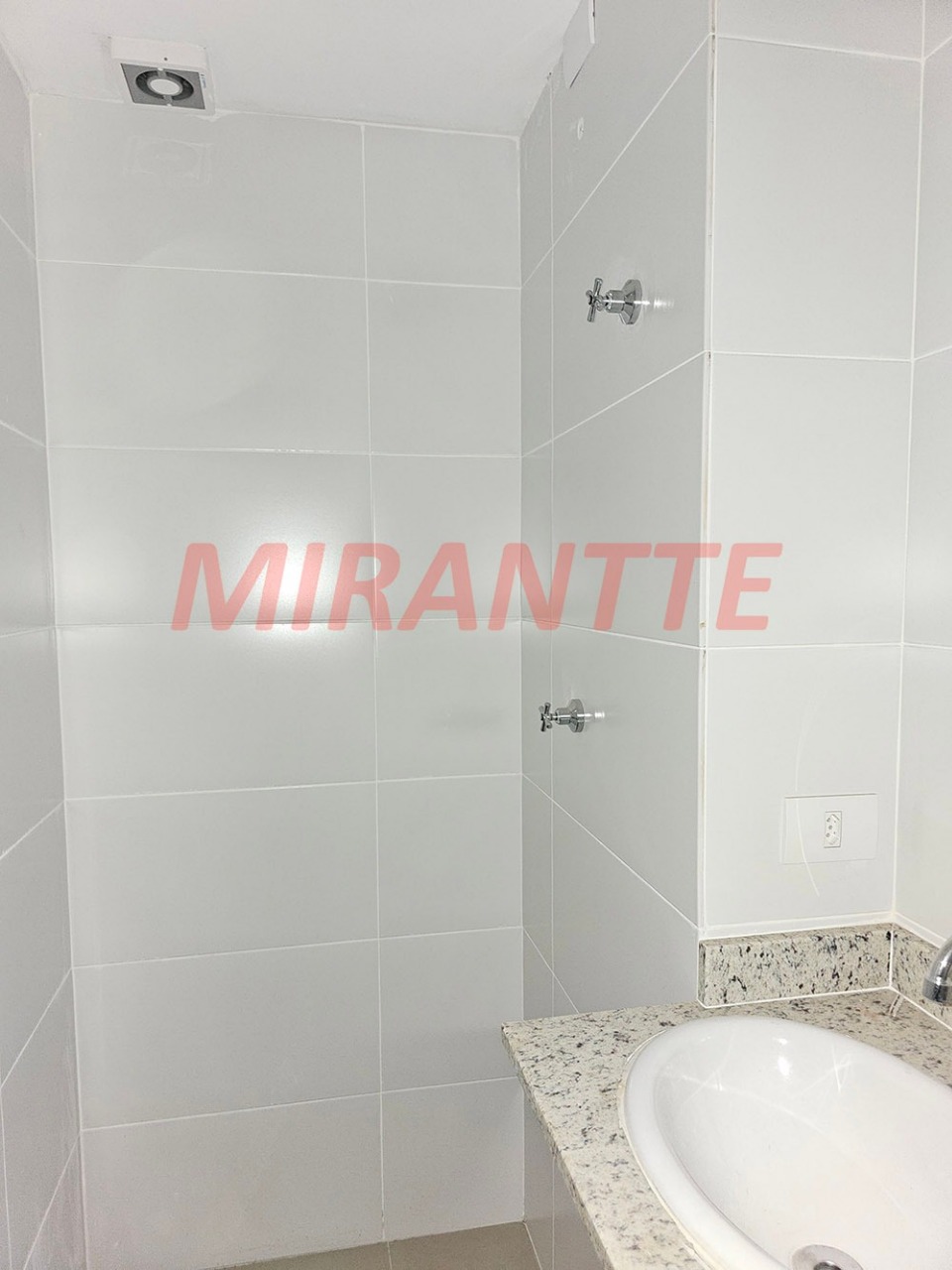 Apartamento de 40m² com 2 quartos em Jardim Paraiso