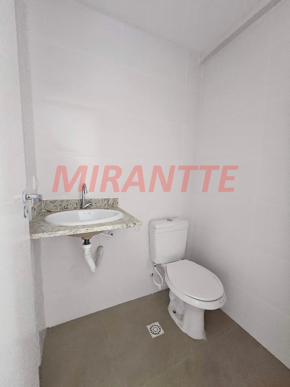 Apartamento de 40m² com 2 quartos em Jardim Paraiso
