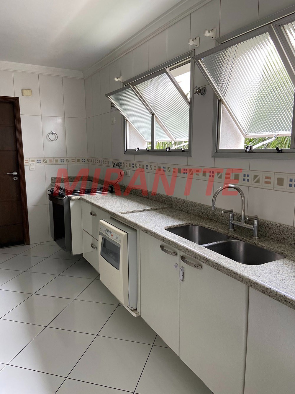 Apartamento de 347m² com 4 quartos em Perdizes