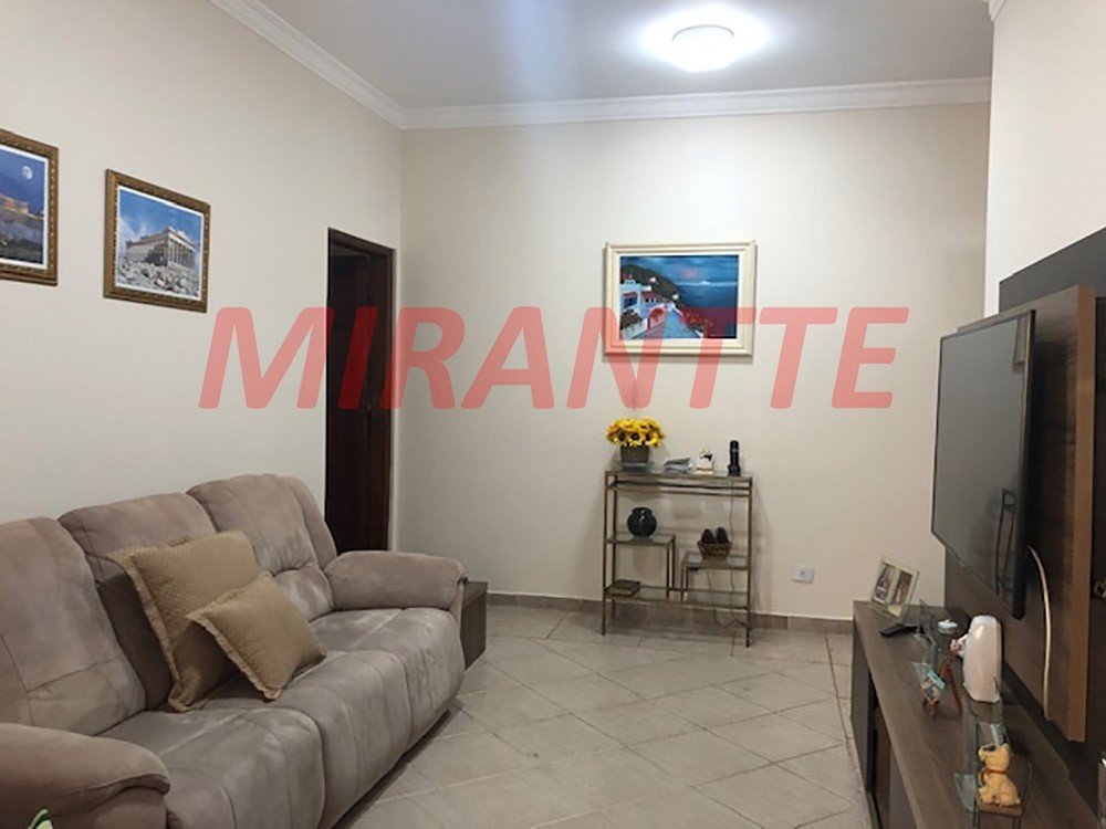 Sobrado de 300m² com 7 quartos em Santa Teresinha