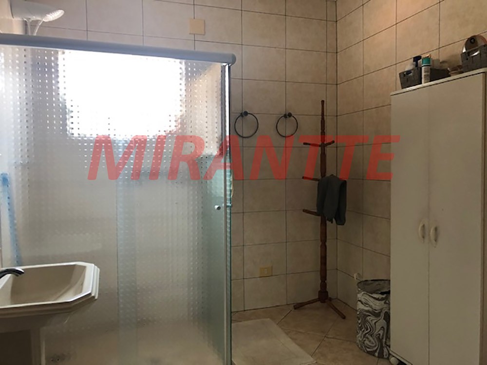 Sobrado de 300m² com 7 quartos em Santa Teresinha