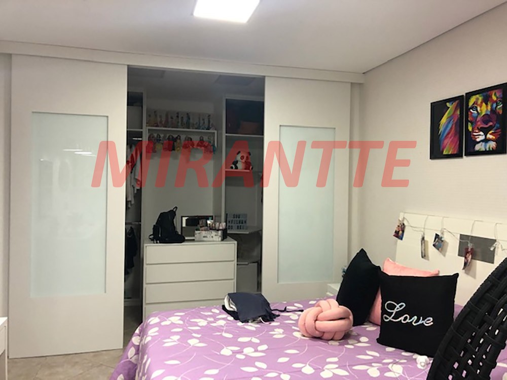 Sobrado de 300m² com 7 quartos em Santa Teresinha