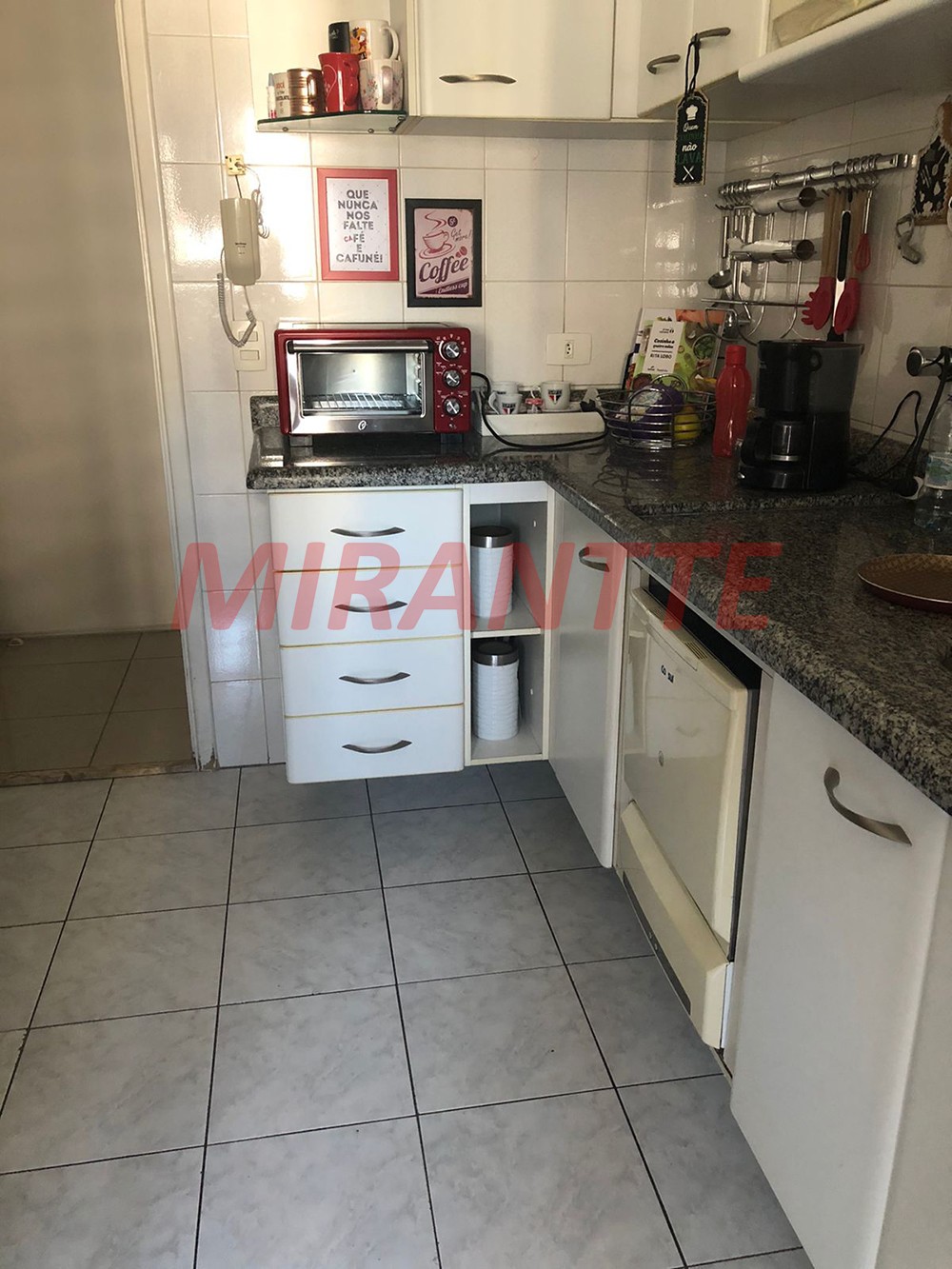 Apartamento com 2 quartos em Santa Teresinha
