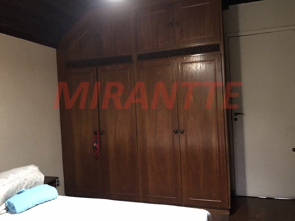 Sobrado de 208m² com 3 quartos em Jardim São Paulo