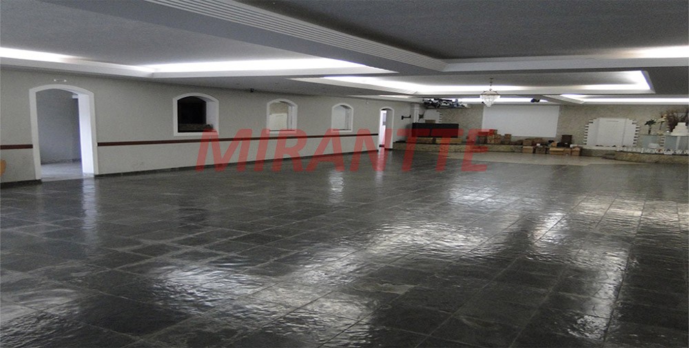 Comercial de 1200m² em Parque Mandaqui
