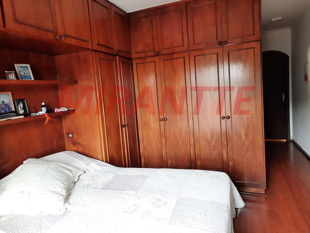 Sobrado de 184m² com 3 quartos em Jardim Paraiso
