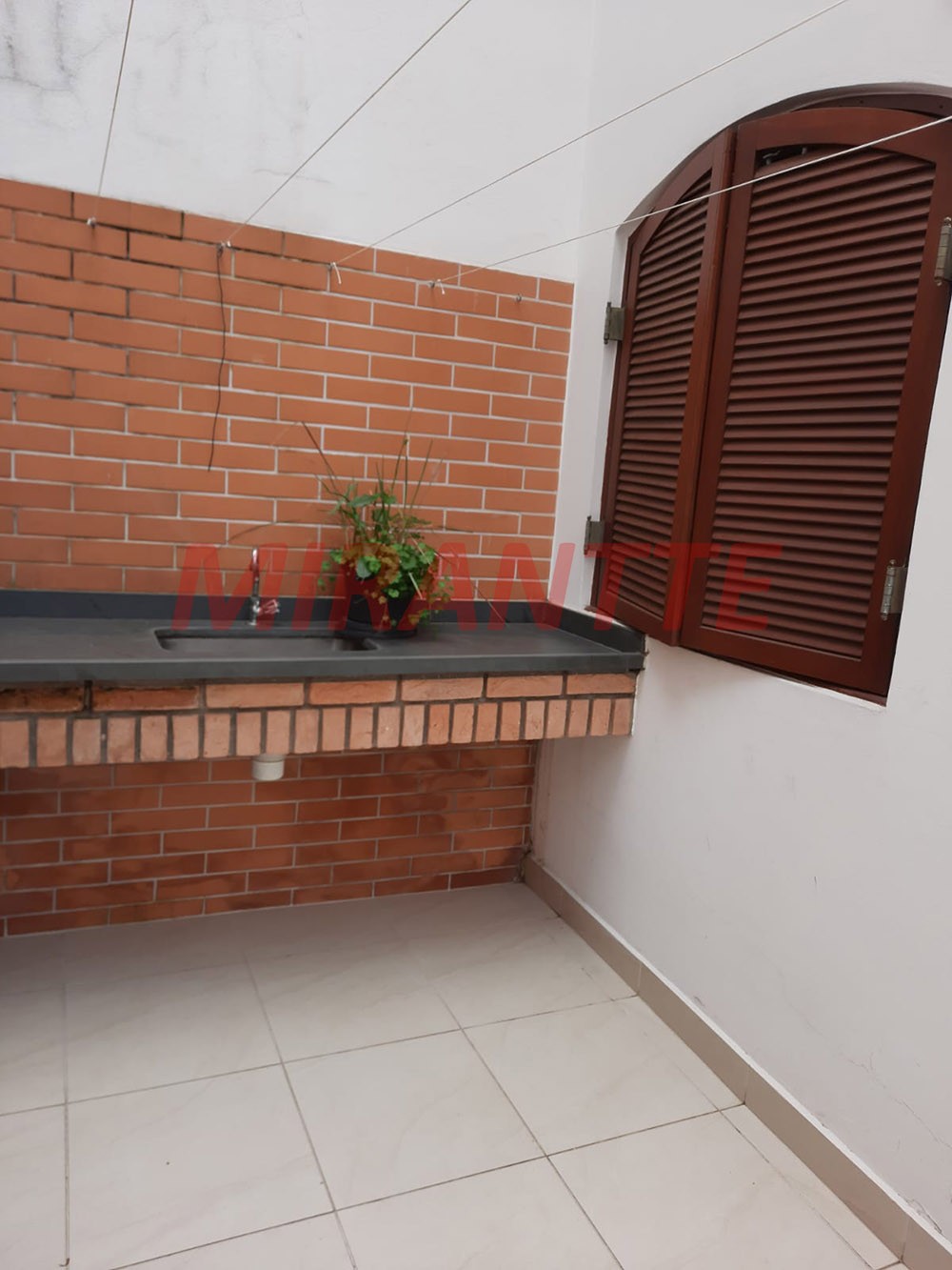 Sobrado de 184m² com 3 quartos em Jardim Paraiso