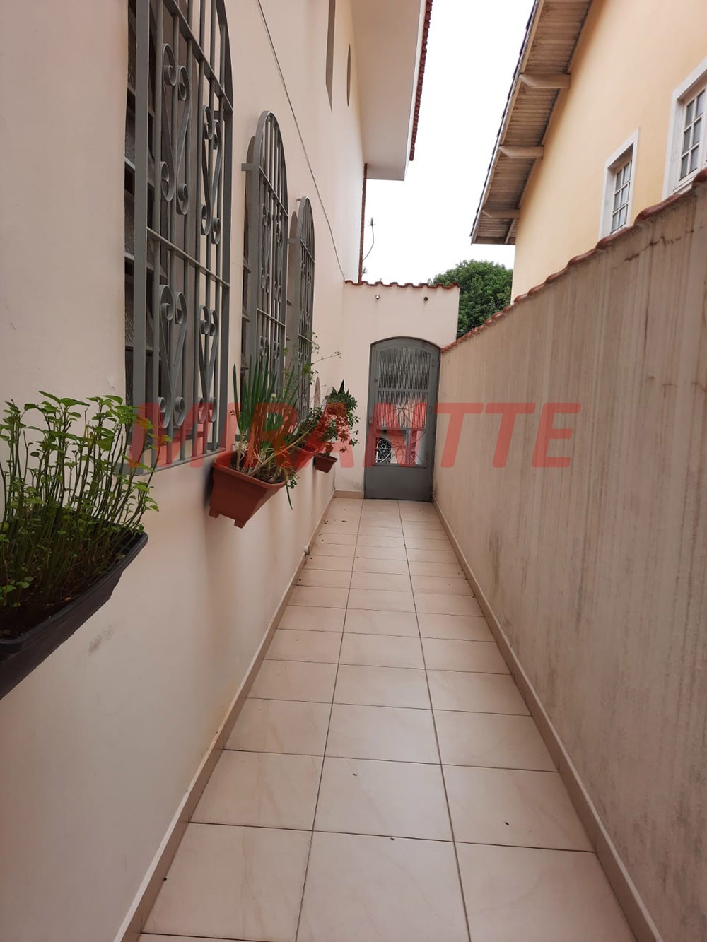 Sobrado de 184m² com 3 quartos em Jardim Paraiso