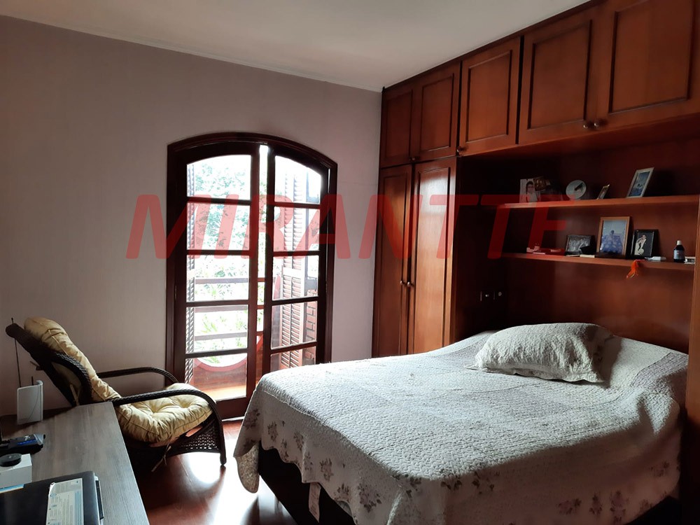 Sobrado de 184m² com 3 quartos em Jardim Paraiso