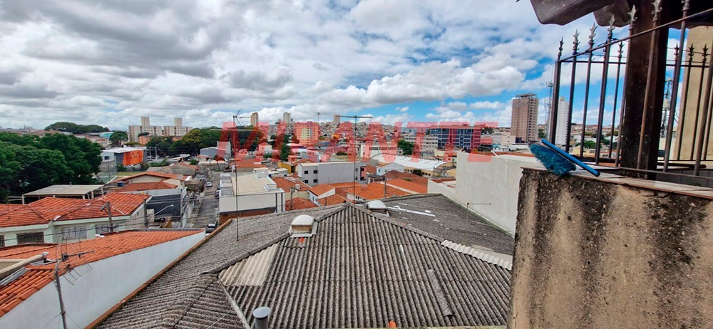 Sobrado de 160m² com 3 quartos em Vila Nivi