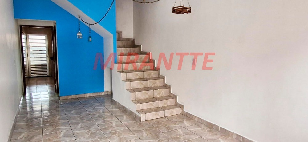Sobrado de 160m² com 3 quartos em Vila Nivi