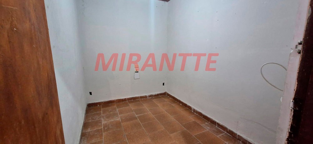 Sobrado de 160m² com 3 quartos em Vila Nivi