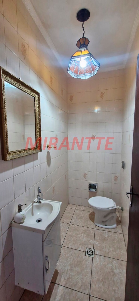 Sobrado de 160m² com 3 quartos em Vila Nivi