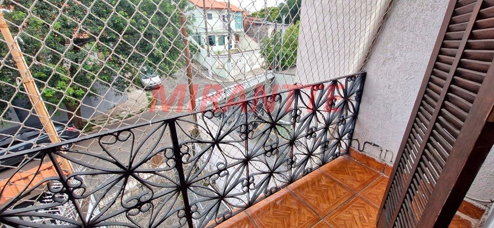 Sobrado de 160m² com 3 quartos em Vila Nivi