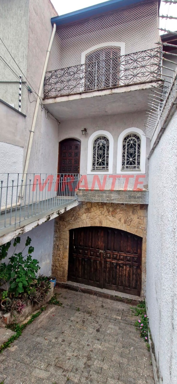 Sobrado de 160m² com 3 quartos em Vila Nivi