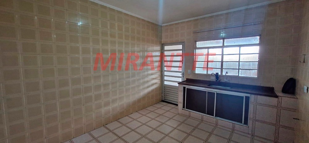Sobrado de 160m² com 3 quartos em Vila Nivi