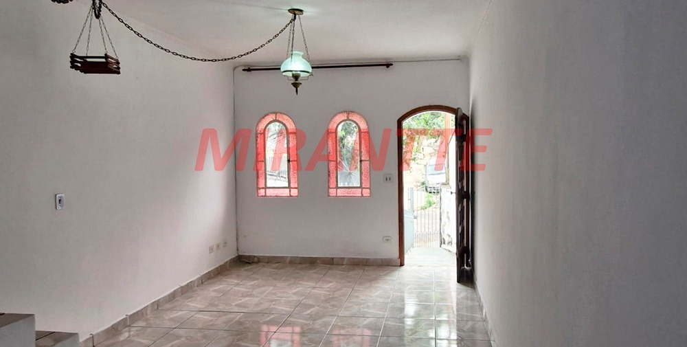Sobrado de 160m² com 3 quartos em Vila Nivi