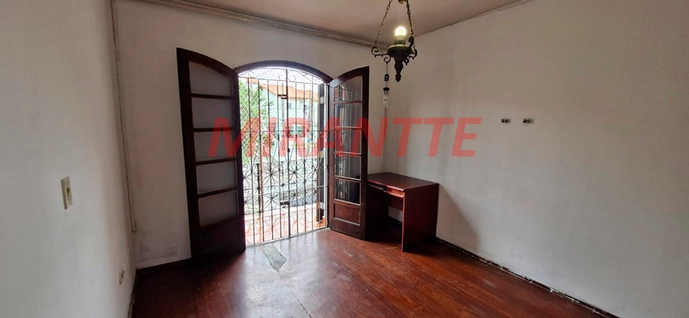Sobrado de 160m² com 3 quartos em Vila Nivi
