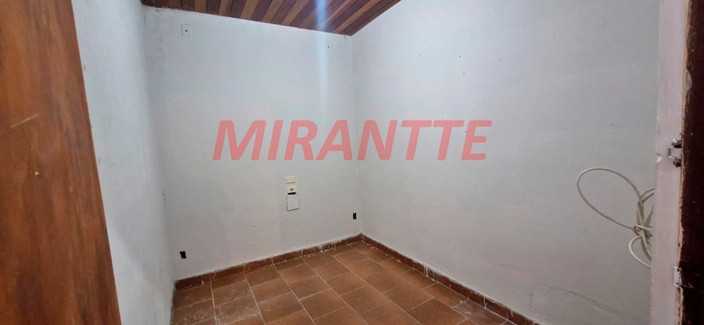 Sobrado de 160m² com 3 quartos em Vila Nivi