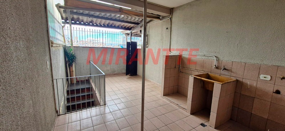 Sobrado de 160m² com 3 quartos em Vila Nivi