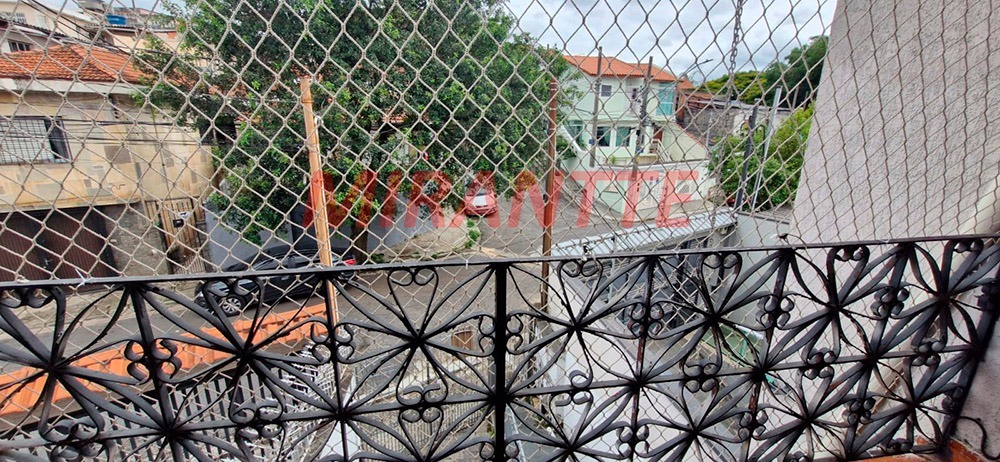 Sobrado de 160m² com 3 quartos em Vila Nivi