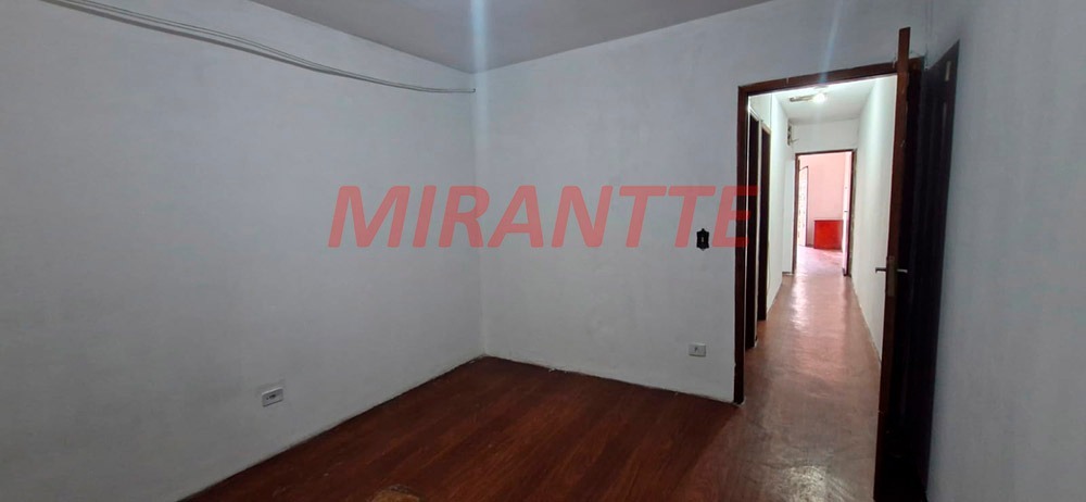 Sobrado de 160m² com 3 quartos em Vila Nivi