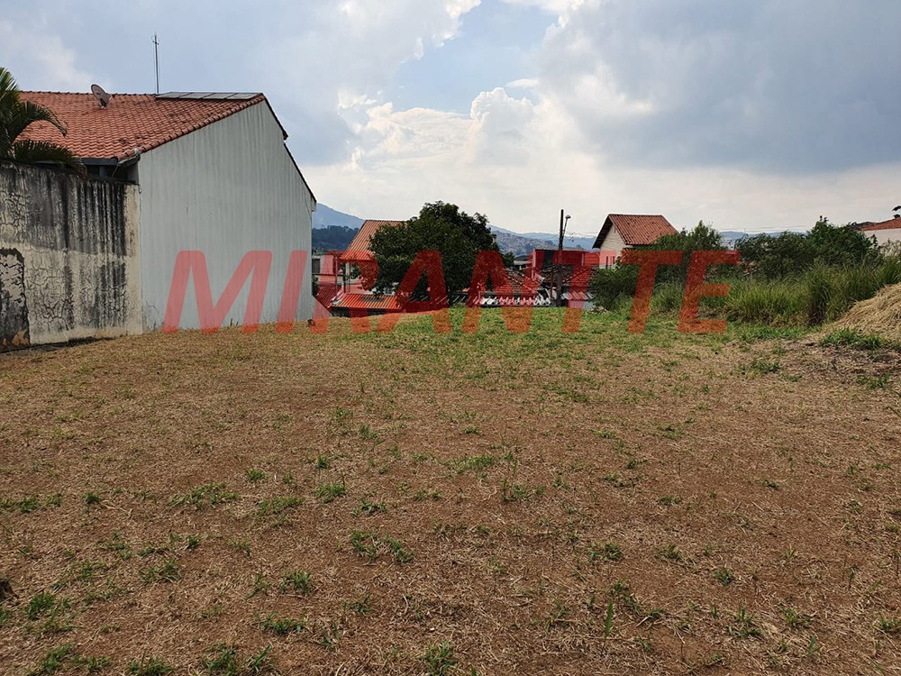 Terreno de 552m² em Vila Rosaria