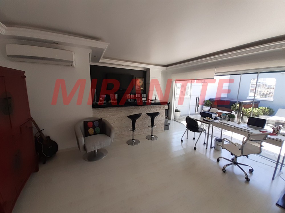 Cobertura duplex de 227m² com 3 quartos em Santana