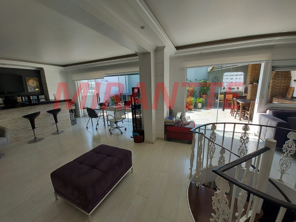 Cobertura duplex de 227m² com 3 quartos em Santana