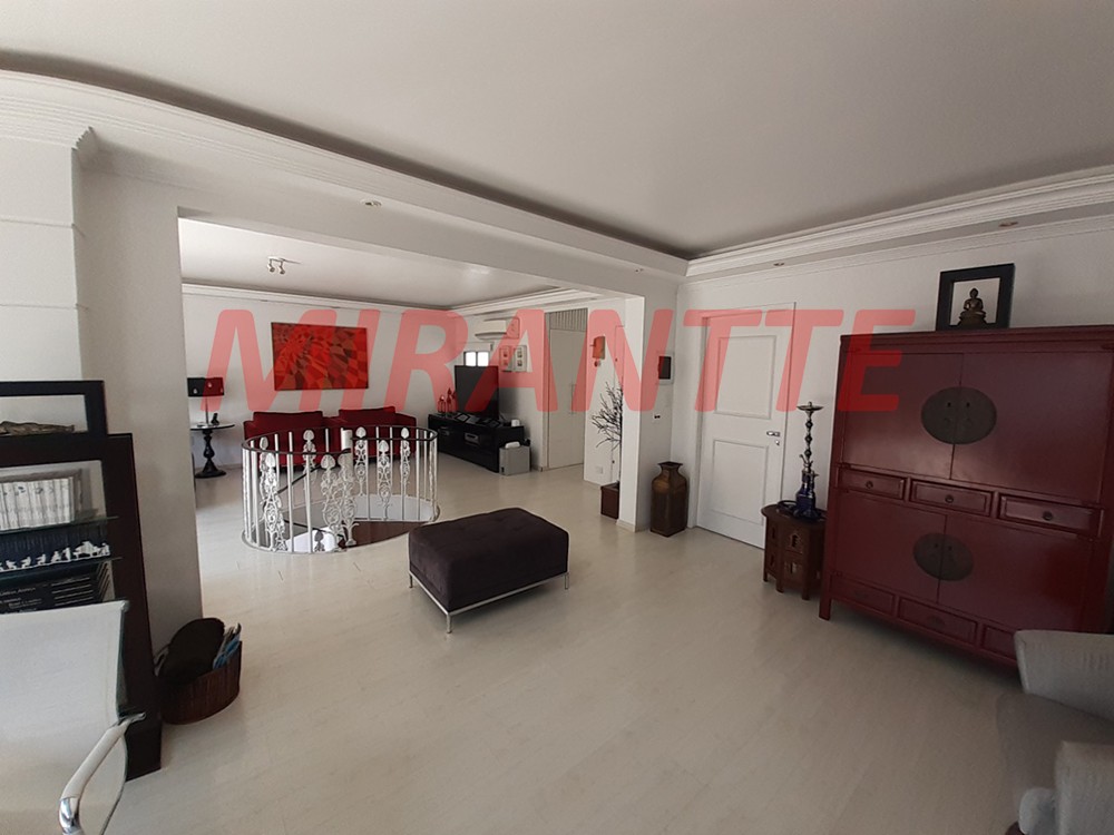 Cobertura duplex de 227m² com 3 quartos em Santana