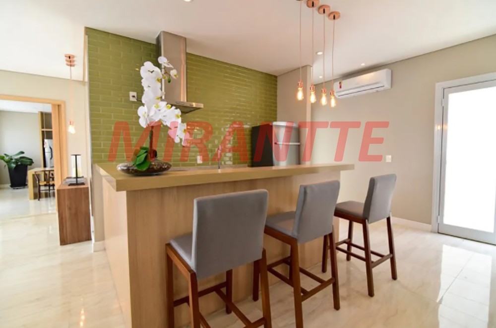 Apartamento de 120m² com 3 quartos em Vila Guilherme