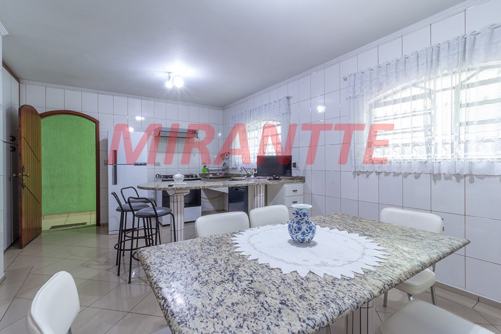 Sobrado de 275m² com 4 quartos em Carandiru