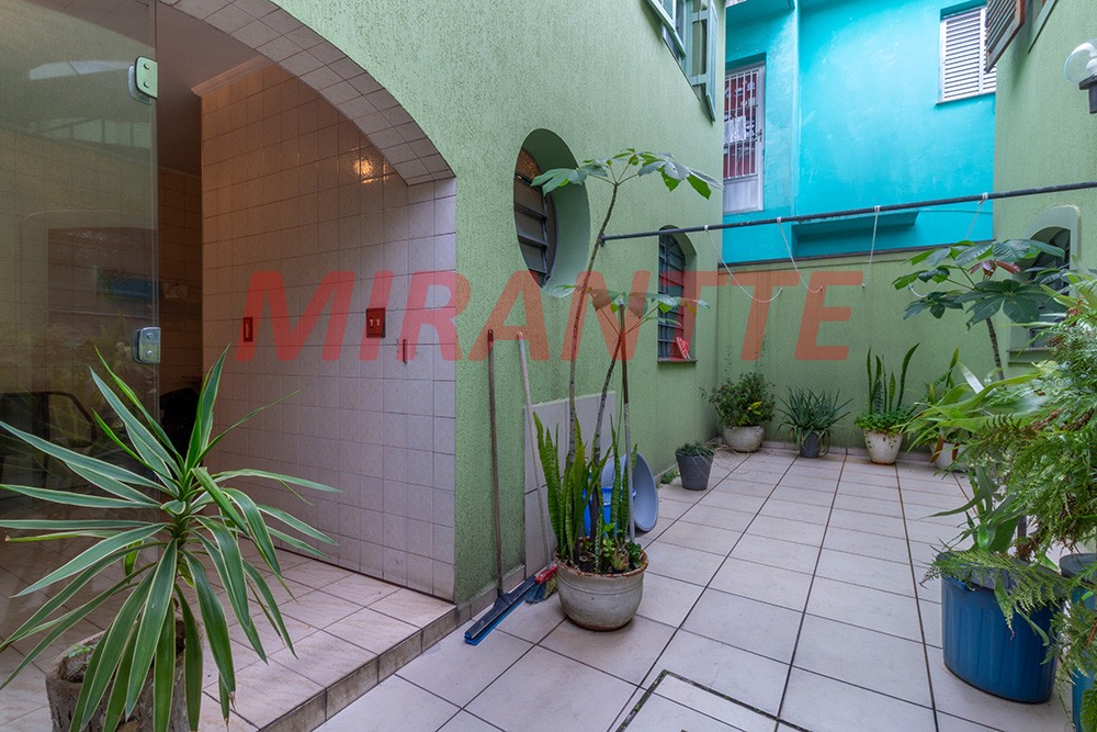 Sobrado de 275m² com 4 quartos em Carandiru