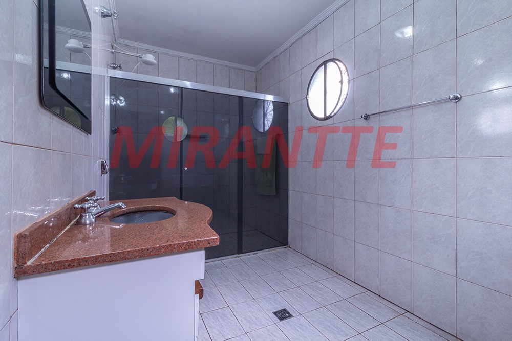 Sobrado de 275m² com 4 quartos em Carandiru