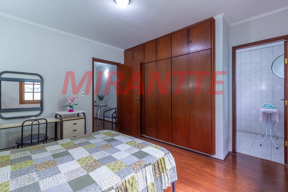 Sobrado de 275m² com 4 quartos em Carandiru