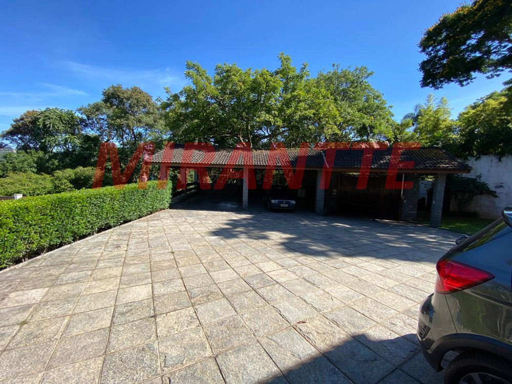 Sobrado de 433m² com 4 quartos em Serra da Cantareira