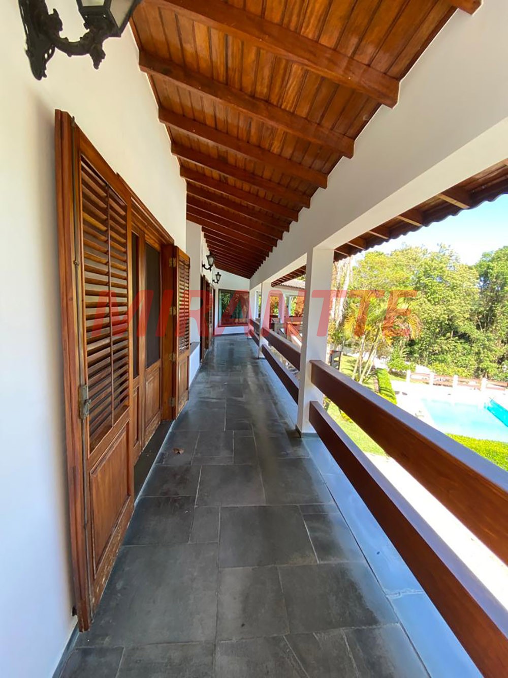 Sobrado de 433m² com 4 quartos em Serra da Cantareira