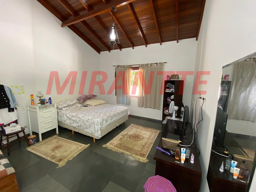 Sobrado de 433m² com 4 quartos em Serra da Cantareira
