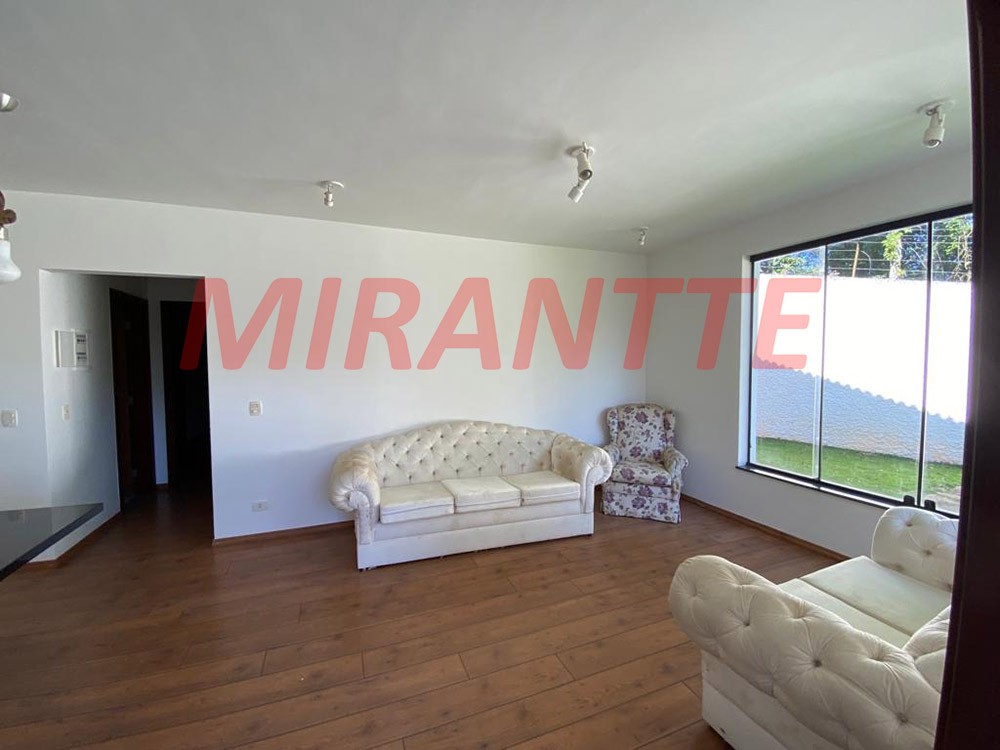 Sobrado de 433m² com 4 quartos em Serra da Cantareira