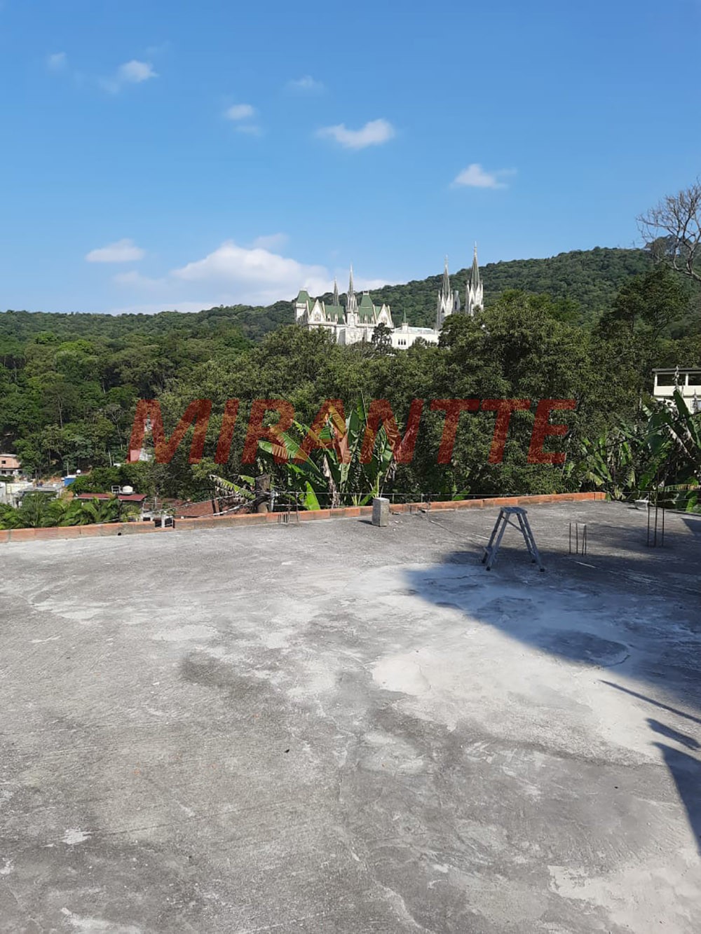 Sobrado de 140m² com 2 quartos em SANTA INÊS