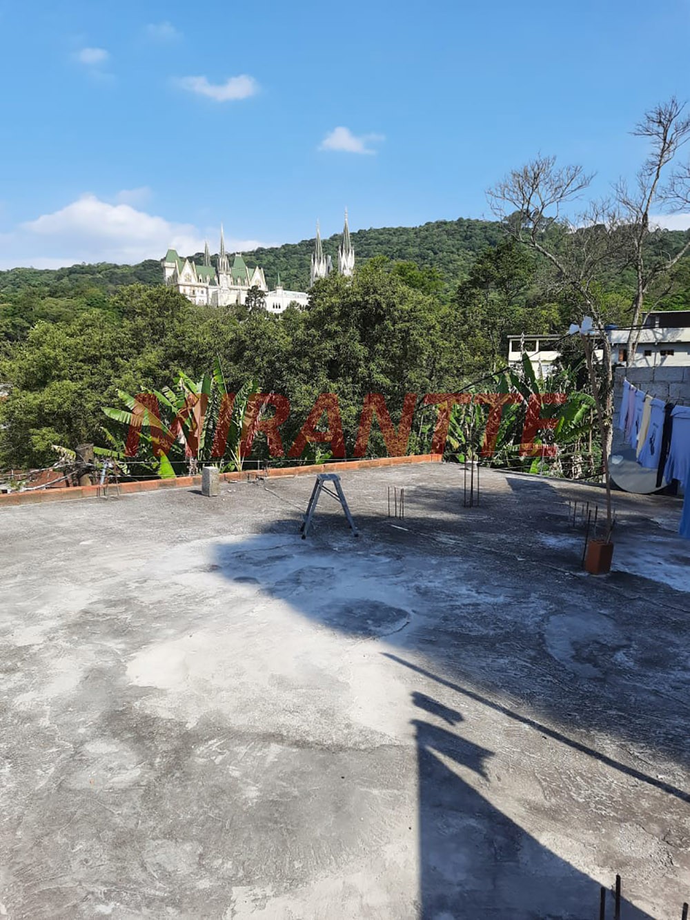 Sobrado de 140m² com 2 quartos em SANTA INÊS