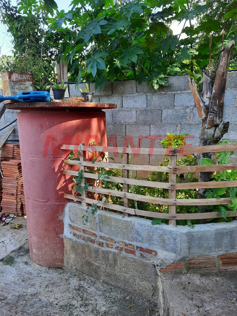 Sobrado de 140m² com 2 quartos em SANTA INÊS
