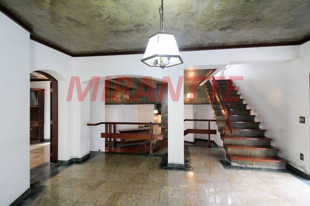 Sobrado de 669m² com 5 quartos em Jardim São Bento