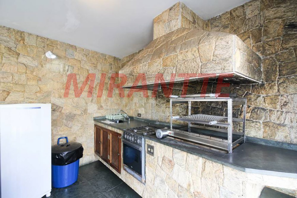 Sobrado de 669m² com 5 quartos em Jardim São Bento