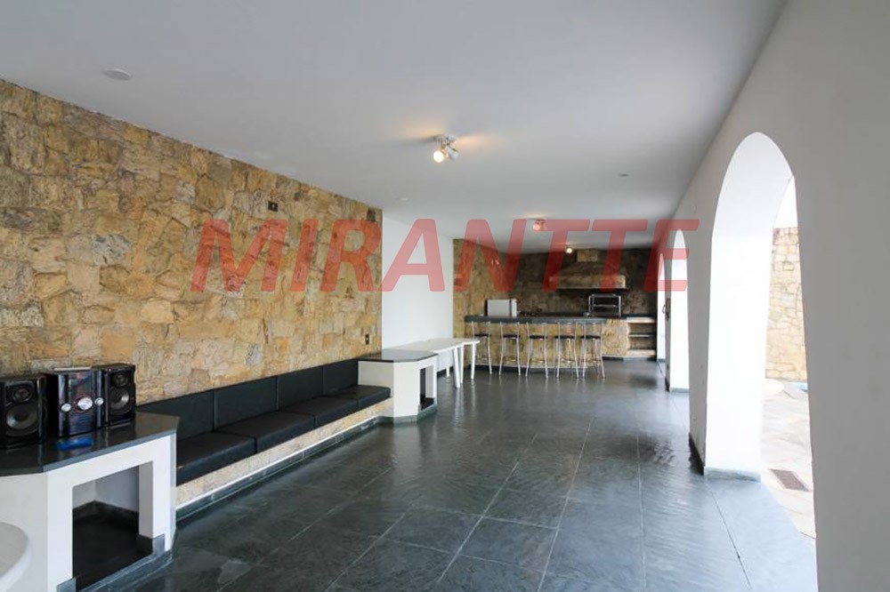 Sobrado de 669m² com 5 quartos em Jardim São Bento