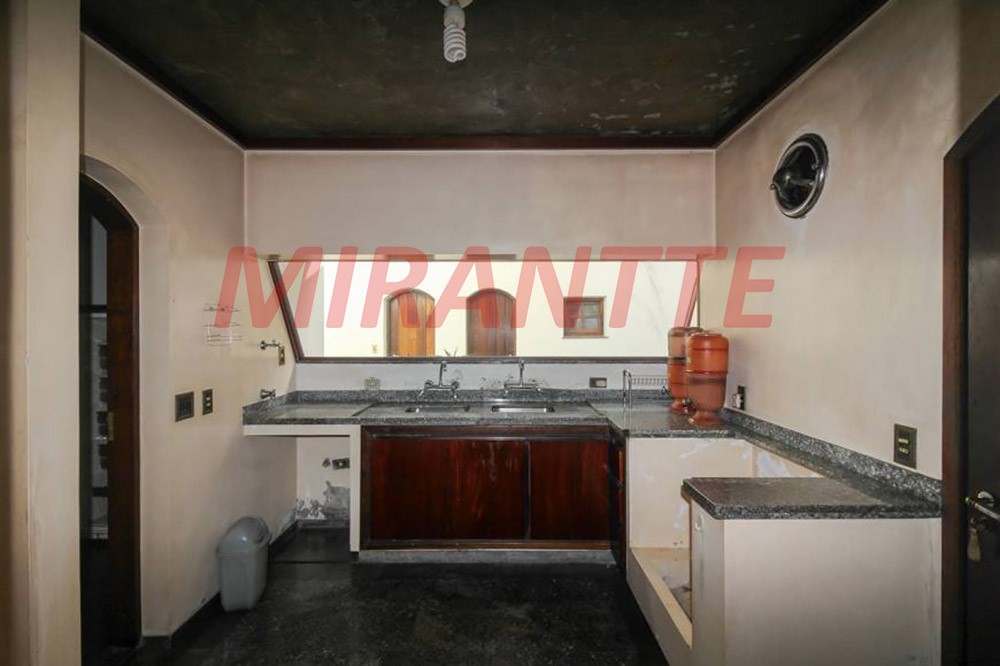 Sobrado de 669m² com 5 quartos em Jardim São Bento