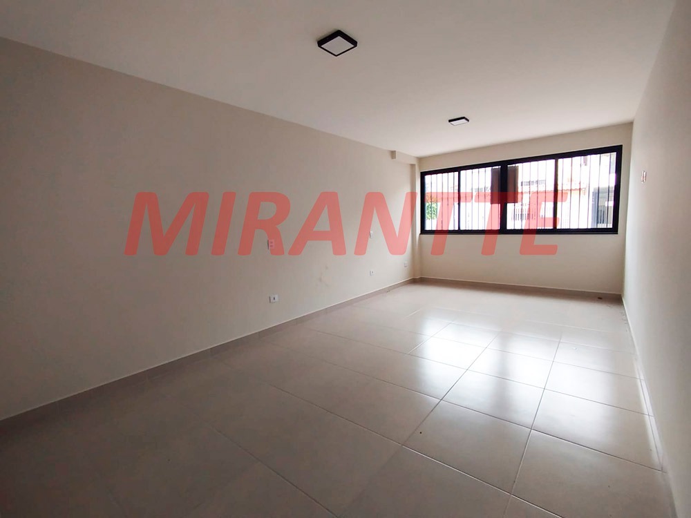 Apartamento de 38m² com 1 quartos em Água Fria