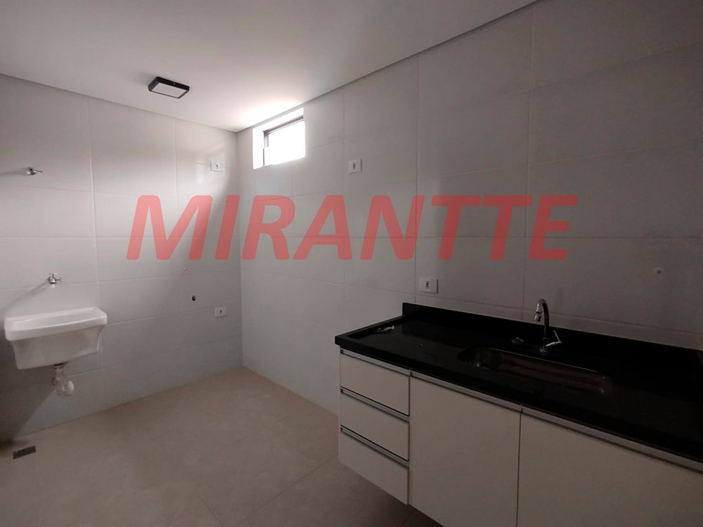 Apartamento de 38m² com 1 quartos em Água Fria