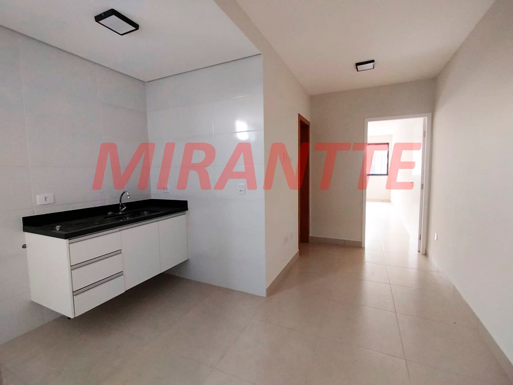 Apartamento de 38m² com 1 quartos em Água Fria