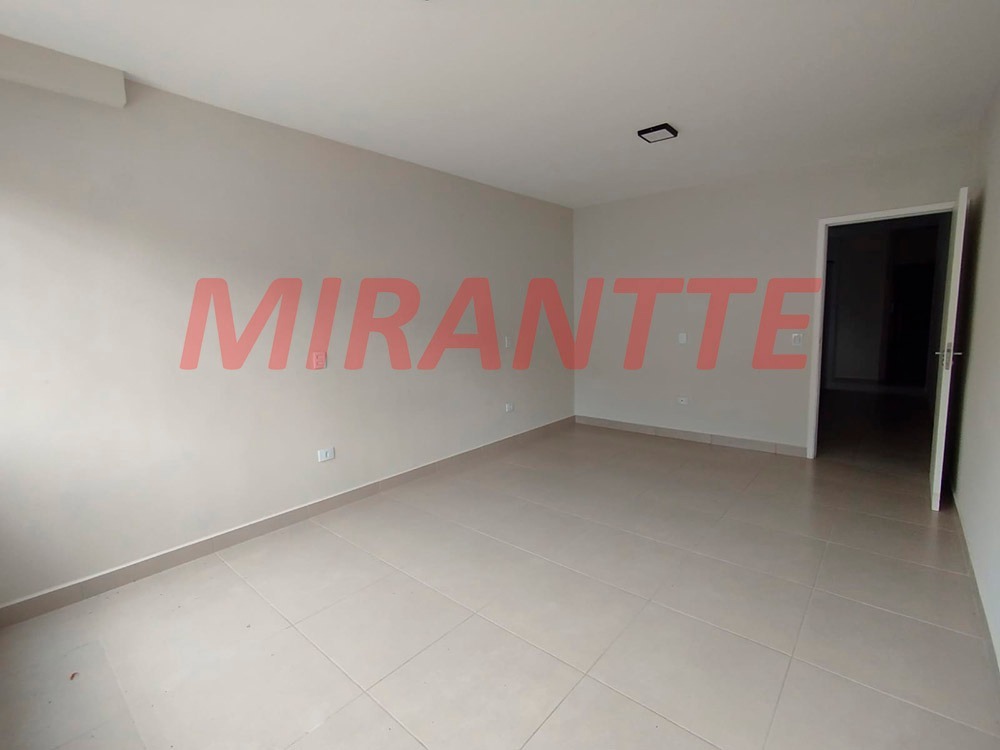 Apartamento de 35m² com 1 quartos em Água Fria